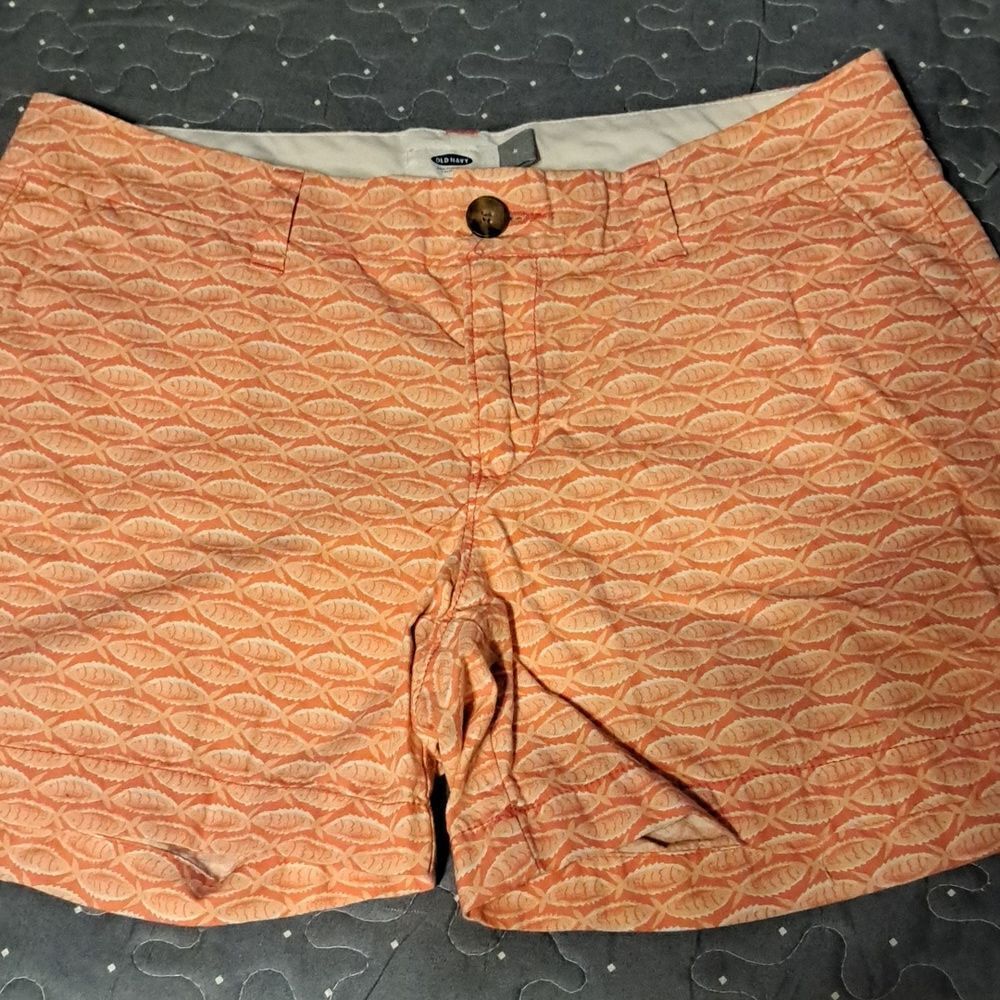 Old Navy Peach-Patterned Women’s Bermuda Shorts
